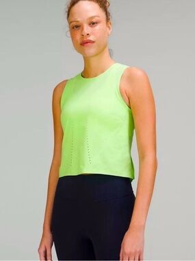 Lululemon top